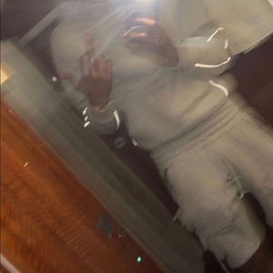 Meet your Posher, Terrell